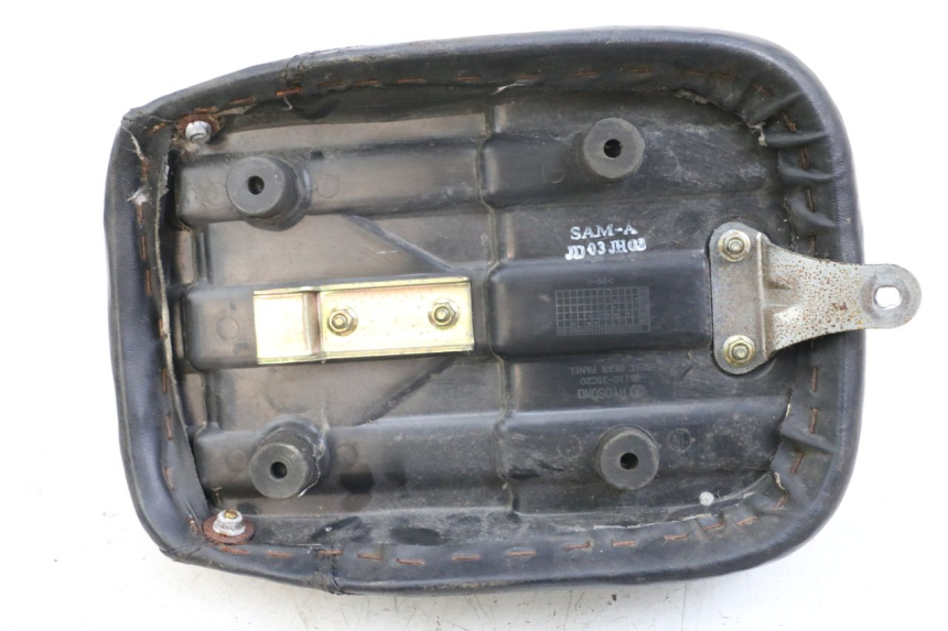 photo de Rear seat HYOSUNG GV AQUILA 125 (2000 - 2004)