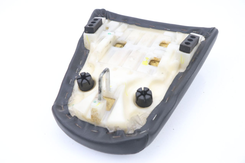 photo de SELLE ARRIERE HONDA CBF 125 (2009 - 2015)