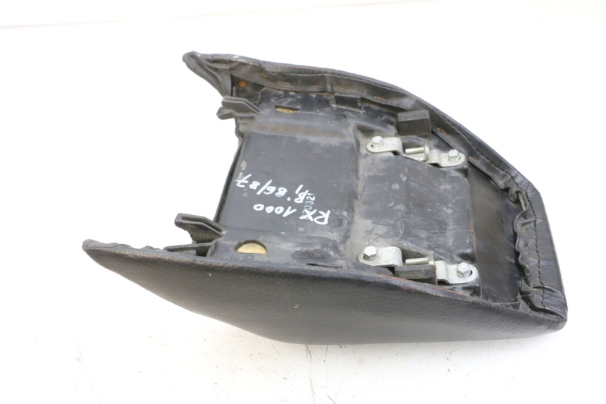 photo de SELLE ARRIERE KAWASAKI GPZ RX 1000 (1986 - 1988) - Vue d’ensemble