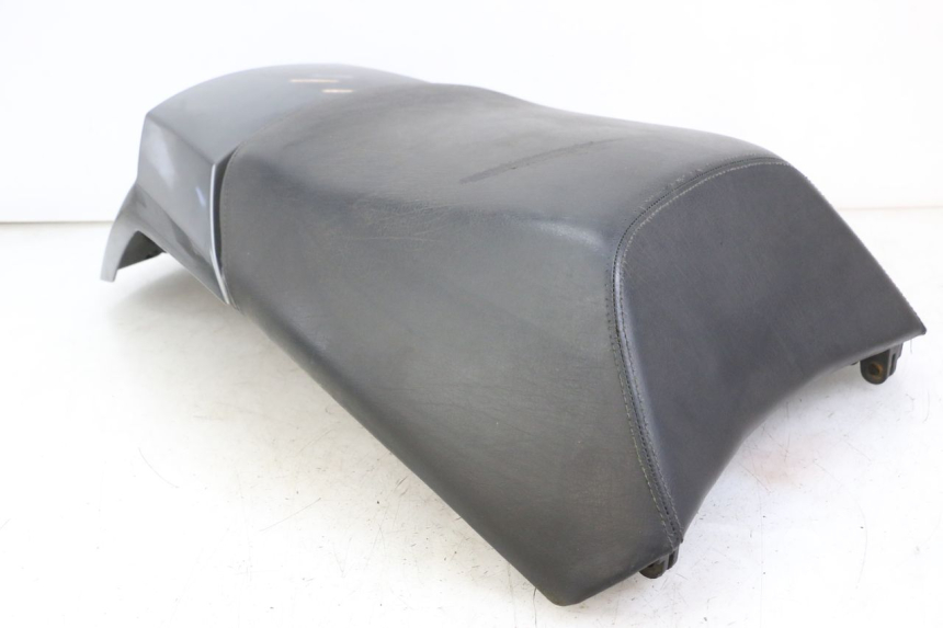 photo de SELLE ARRIERE PEUGEOT SATELIS 125 (2010 - 2012)
