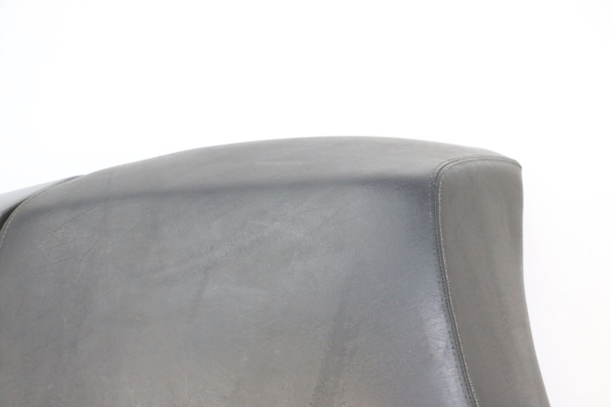 photo de SELLE ARRIERE PEUGEOT SATELIS 125 (2010 - 2012)