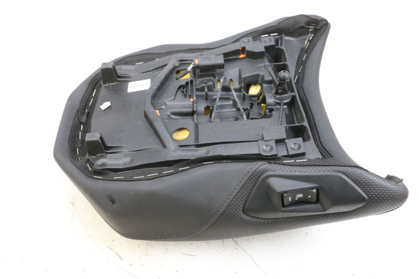 photo de SELLE ARRIERE BMW R GS 1250 (2021 - 2024) - Gros plan technique