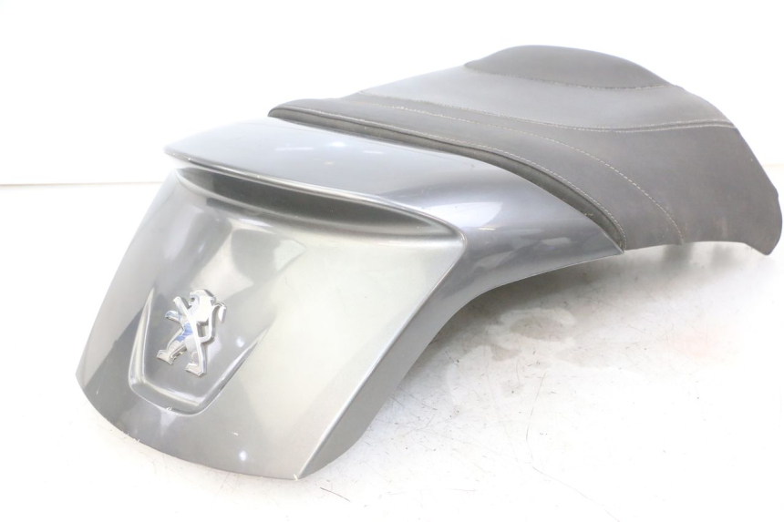 photo de SELLE ARRIERE PEUGEOT SATELIS 125 (2013 - 2018)