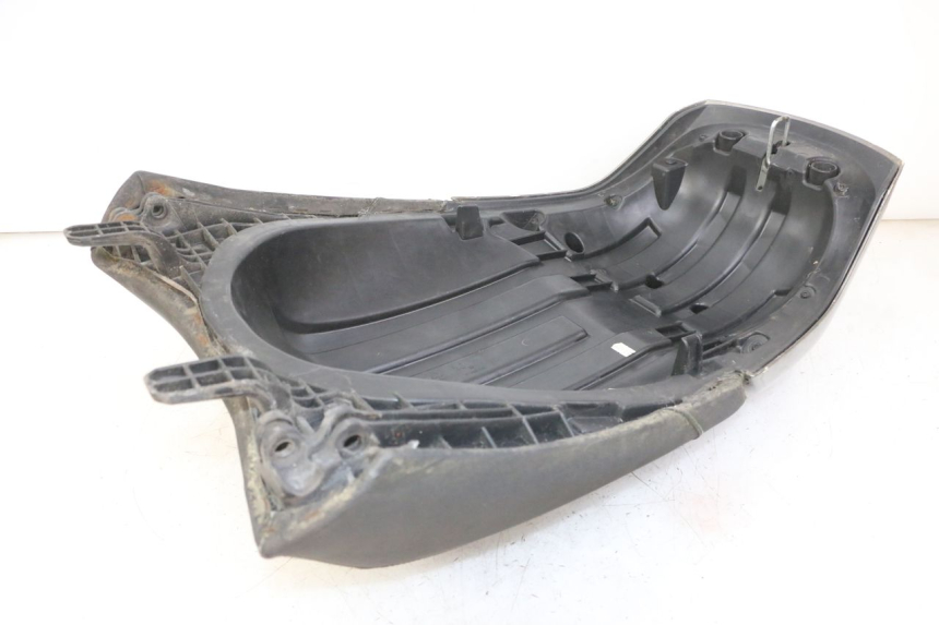 photo de SELLE ARRIERE PEUGEOT SATELIS 125 (2013 - 2018)