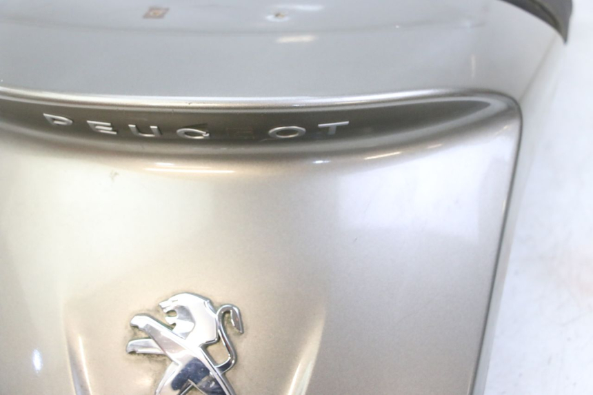photo de SELLE ARRIERE PEUGEOT SATELIS 125 (2013 - 2018)