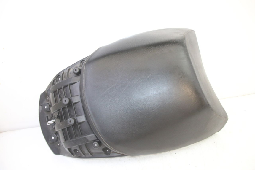 photo de SELLE ARRIERE PEUGEOT SATELIS 250 (2006 - 2012)