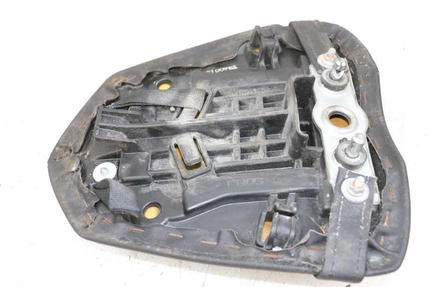 photo de SELLE ARRIERE SUZUKI GSR 750 (2011 - 2017)