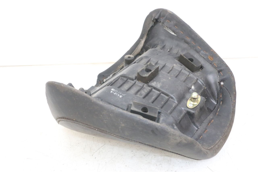 photo de SELLE AVANT HYOSUNG GV AQUILA 125 (2000 - 2004)