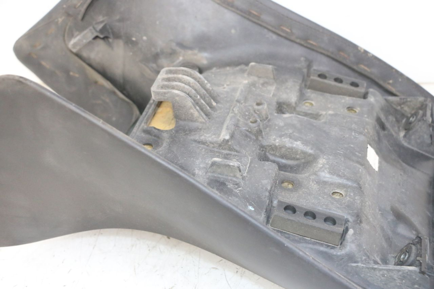 photo de SELLE AVANT HONDA CBF 500 (2004 - 2007)