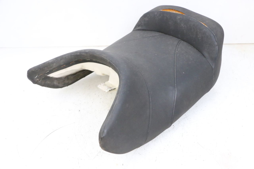 photo de SELLE AVANT YAMAHA FJR ABS 1300 (2006 - 2012) - Marquages et références