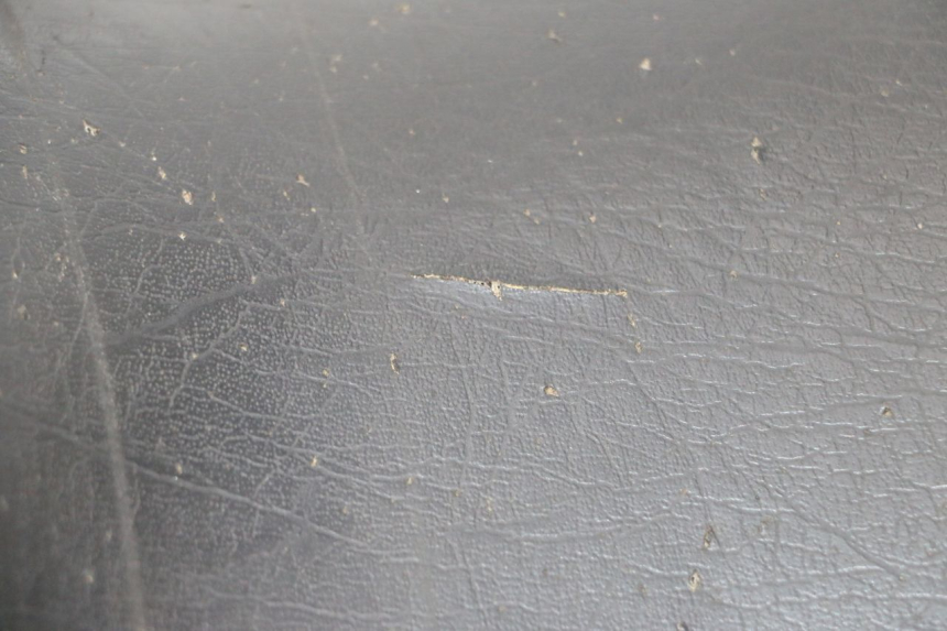 photo de SELLE AVANT KAWASAKI GPX R WARBIRD 600 (1988 - 1993) - Détails caractéristiques