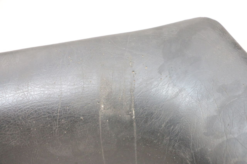 photo de SELLE AVANT KAWASAKI GPX R WARBIRD 600 (1988 - 1993) - État de surface