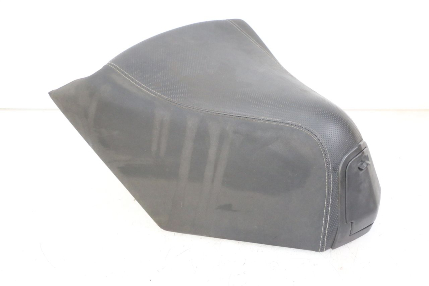 photo de SELLE AVANT PEUGEOT SATELIS 125 (2013 - 2018)