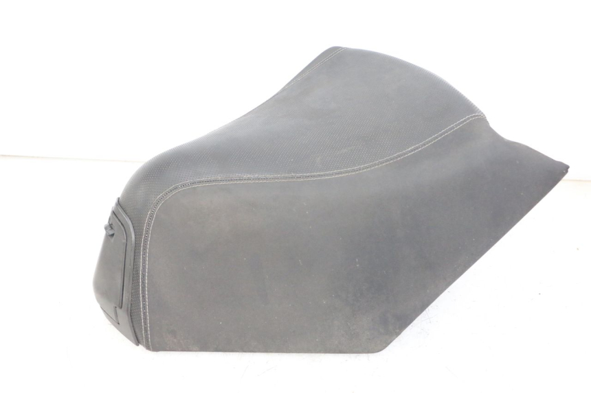 photo de SELLE AVANT PEUGEOT SATELIS 125 (2013 - 2018)