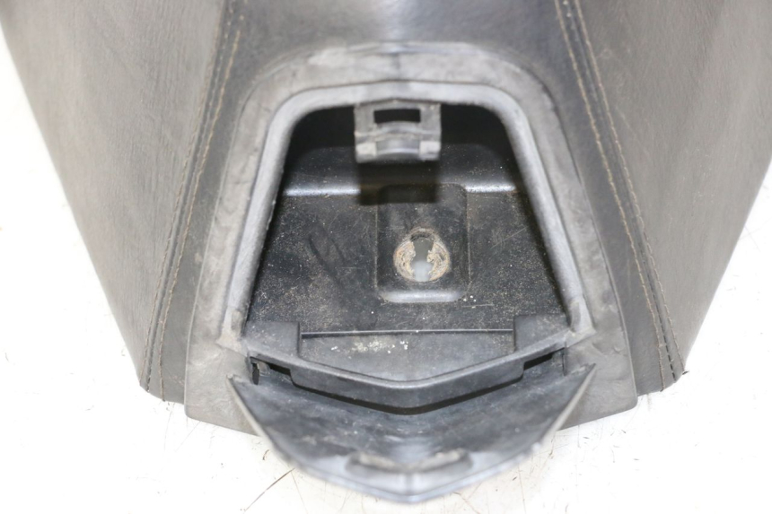 photo de SELLE AVANT PEUGEOT SATELIS COMPRESSOR K15 125 (2006 - 2009)