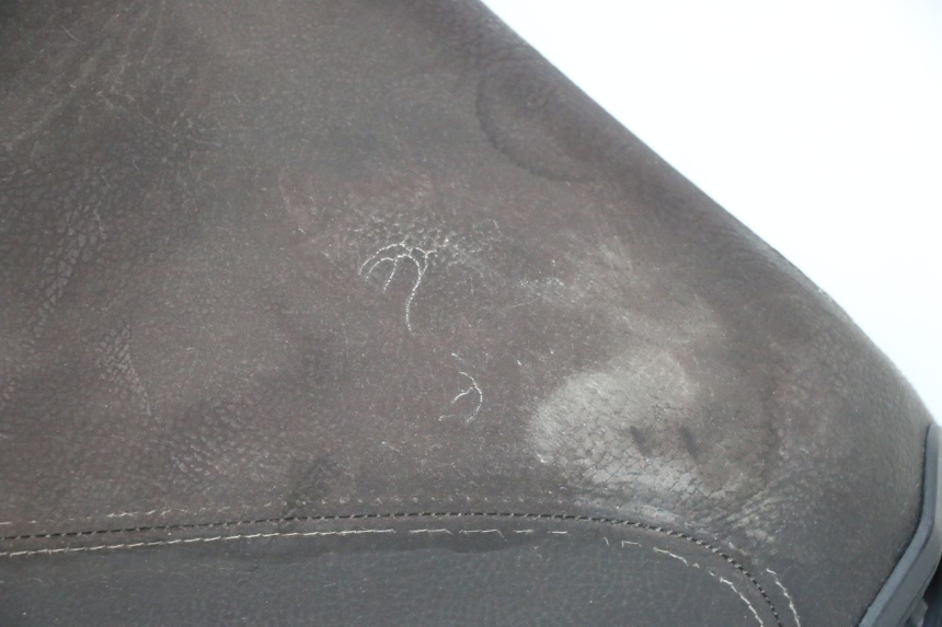 photo de SELLE AVANT PEUGEOT SATELIS 125 (2006 - 2009)