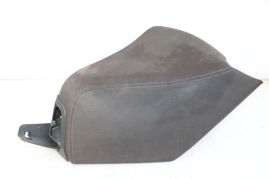 photo de SELLE AVANT PEUGEOT SATELIS 125 (2006 - 2009)