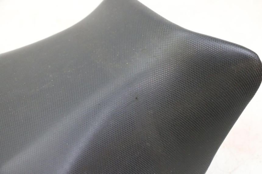 photo de SELLE AVANT SUZUKI SV S 650 (2003 - 2009)