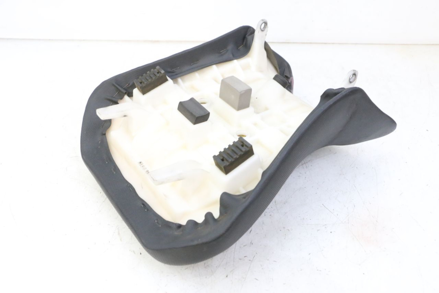 photo de SELLE AVANT SUZUKI SV S 650 (2003 - 2009)