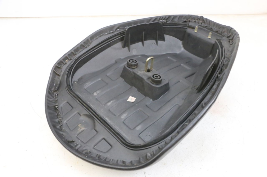 photo de SELLE AVANT PEUGEOT TWEET PRO EFI 4T 50 (2021 - 2022)