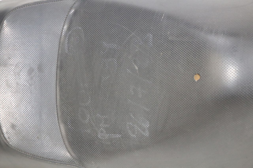 photo de SELLE AVANT YAMAHA YP MAJESTY 125 (2007 - 2010)