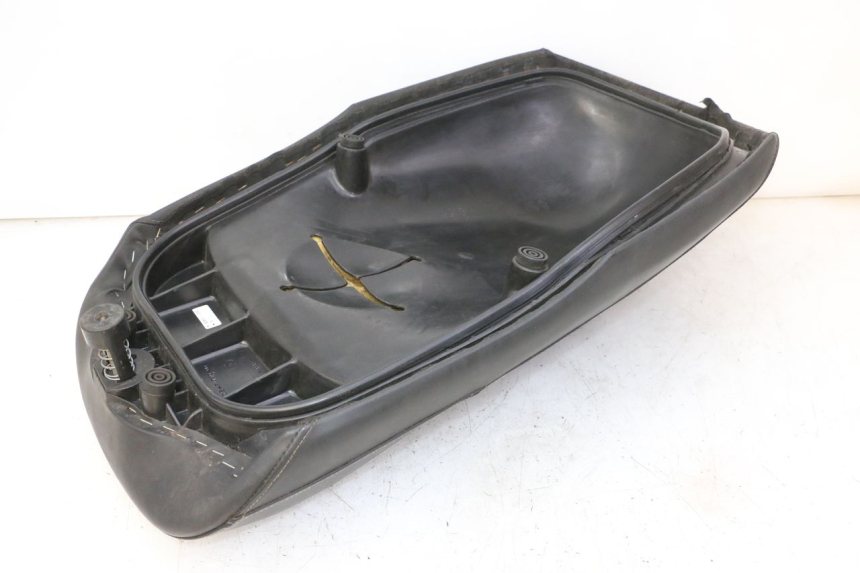 photo de SELLE AVANT YAMAHA YP MAJESTY 125 (2007 - 2010)