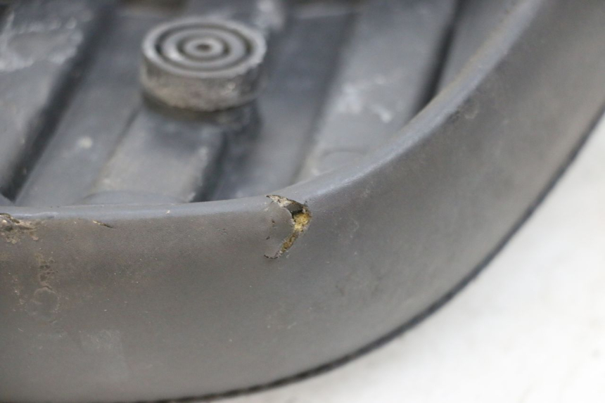 photo de SELLE MBK BOOSTER SPIRIT 50 (2004 - 2017) - Inspection visuelle