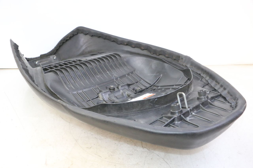 photo de SELLE SUZUKI BURGMAN 125 (2007 - 2014)