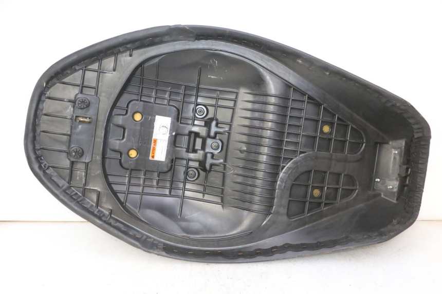 photo de SELLE SUZUKI BURGMAN 125 (2007 - 2014)