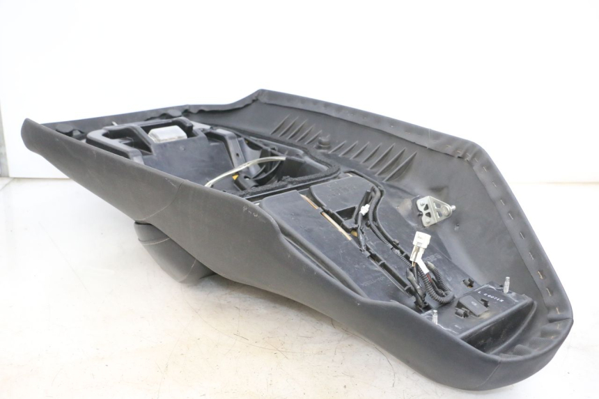 photo de SELLE SUZUKI BURGMAN 650 (2013 - 2020)