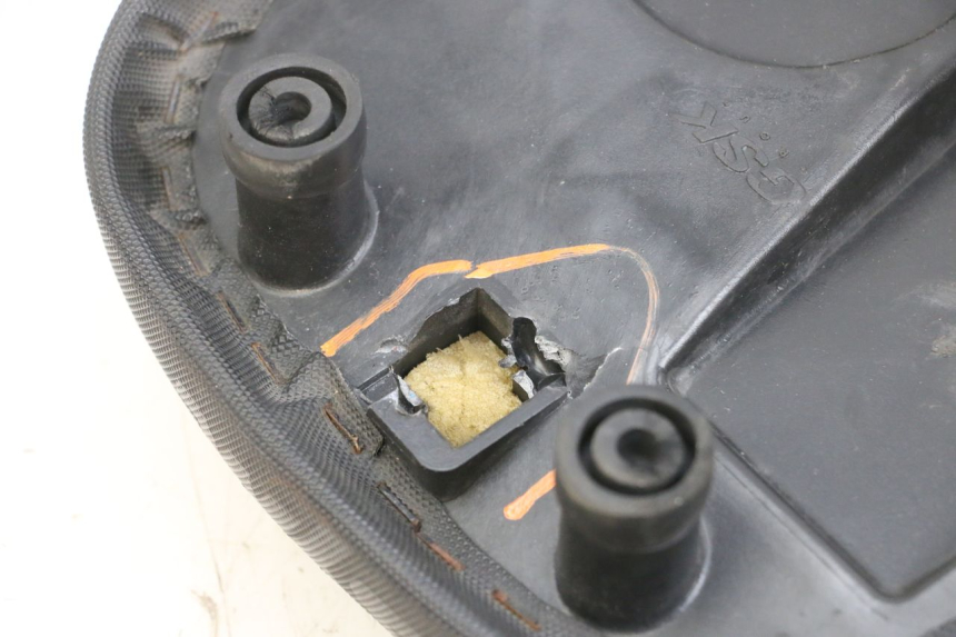 photo de SELLE SYM CROX 4T 50 (2016 - 2023) - Marquages et références