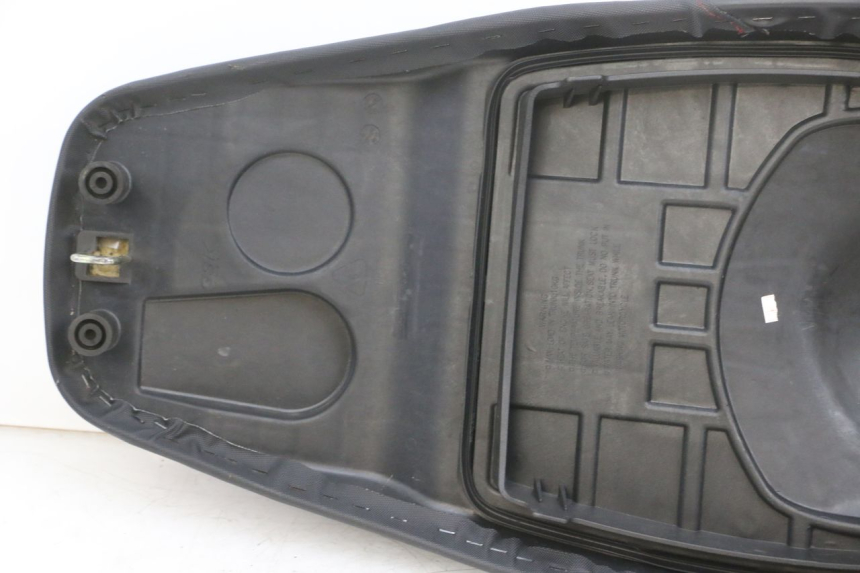 photo de SELLE SYM CROX 4T 50 (2016 - 2023) - Détails caractéristiques