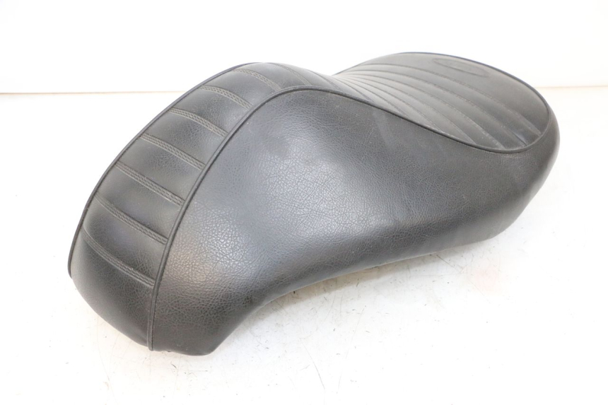 photo de SELLE PEUGEOT DJANGO 4T 50 (2014 - 2019) - Zoom composants