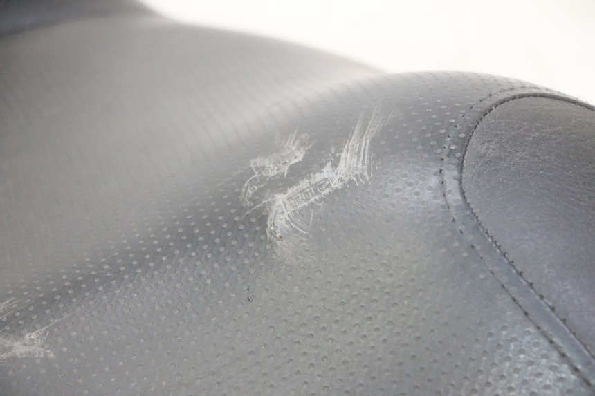 photo de SELLE HONDA FES S-WING SWING ABS 125 (2007 - 2015)