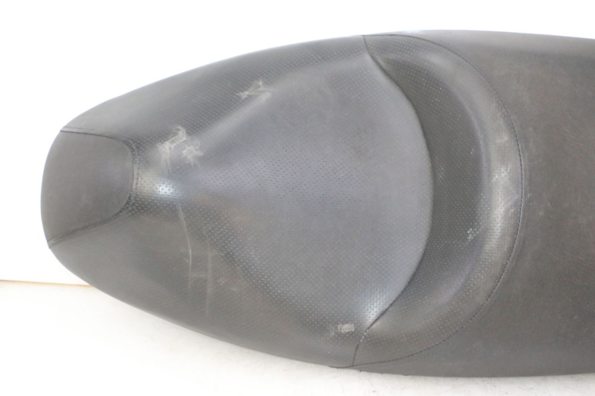 photo de SELLE HONDA FES S-WING SWING ABS 125 (2007 - 2015)