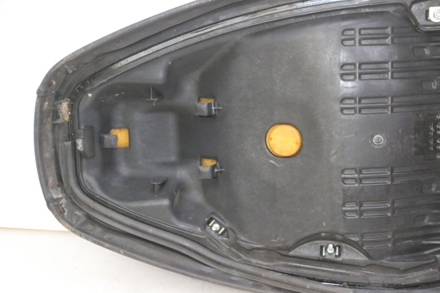 photo de SELLE HONDA FES S-WING SWING ABS 125 (2007 - 2015)