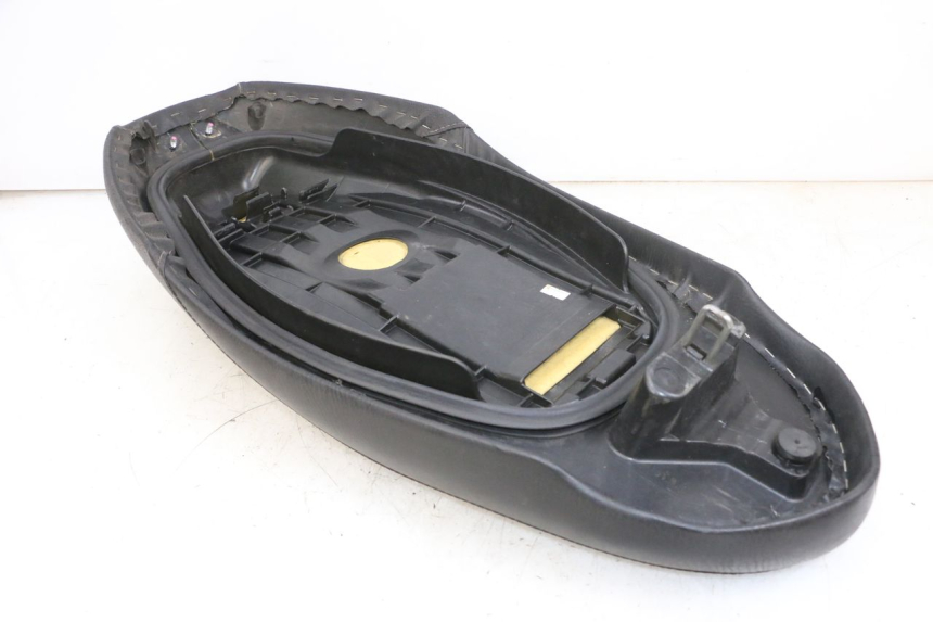 photo de SELLE MBK FLIPPER 115 (2013 - 2017) - Détail de la pièce