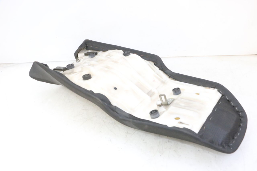 photo de SELLE YAMAHA FZ6 FAZER S2 600 (2007 - 2011)