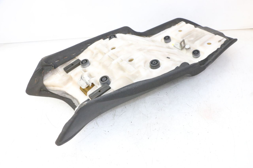 photo de SELLE YAMAHA FZ6 FAZER S2 600 (2007 - 2011)