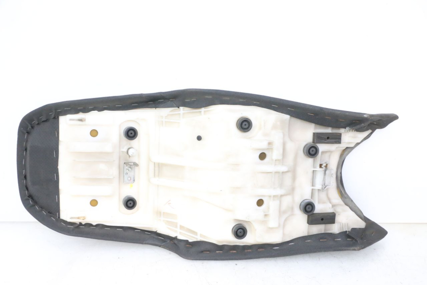 photo de SELLE YAMAHA FZ6 FAZER S2 600 (2007 - 2011)