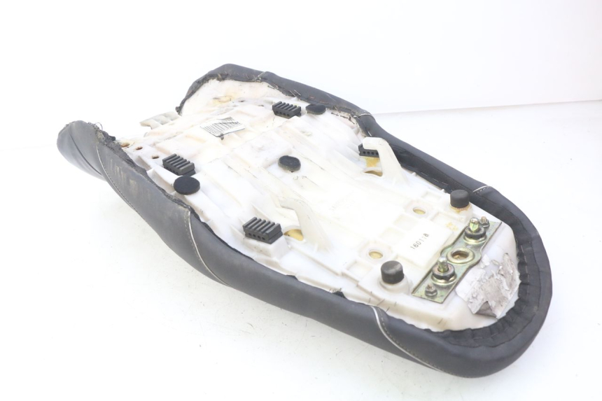 photo de SELLE SUZUKI GSF S BANDIT 600 (2000 - 2004)