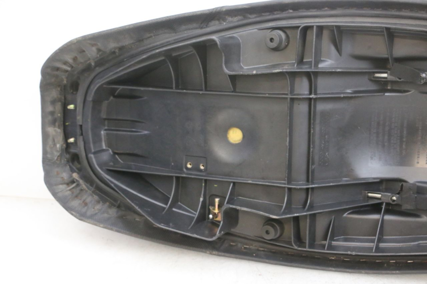 photo de SELLE SYM GTS EVO 125 (2009 - 2013) - Inspection visuelle