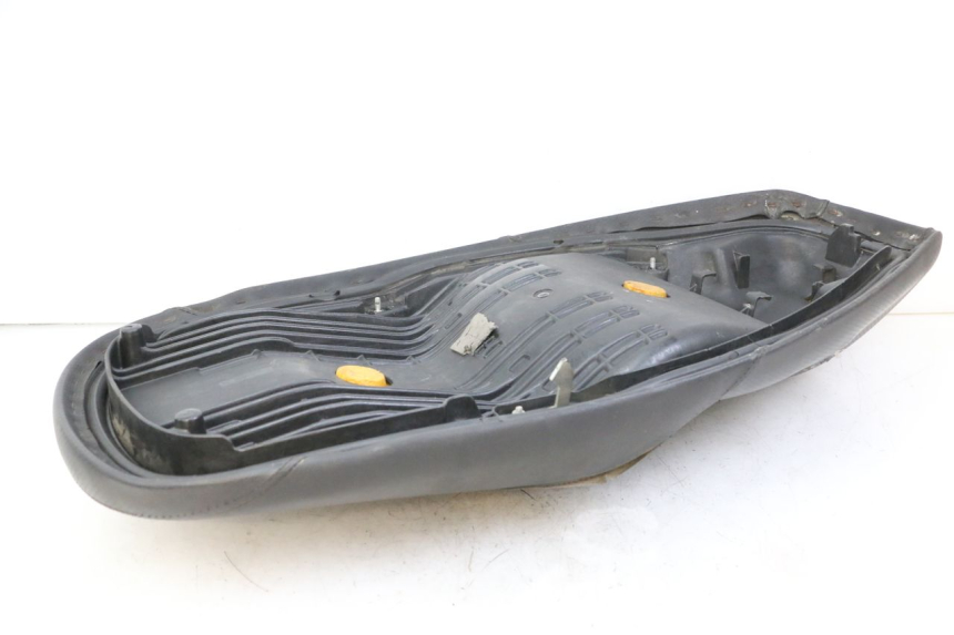 photo de SELLE HONDA FES S-WING SWING ABS 125 (2007 - 2015)