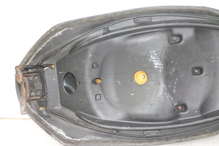 photo de SELLE PIAGGIO IE MP3 YOURBAN 300 (2011 - 2016)