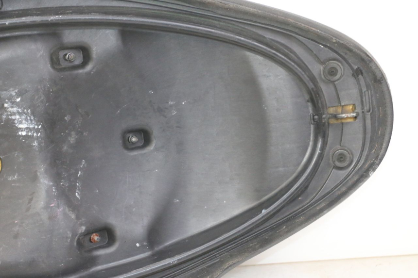 photo de SELLE PIAGGIO IE MP3 YOURBAN 300 (2011 - 2016)