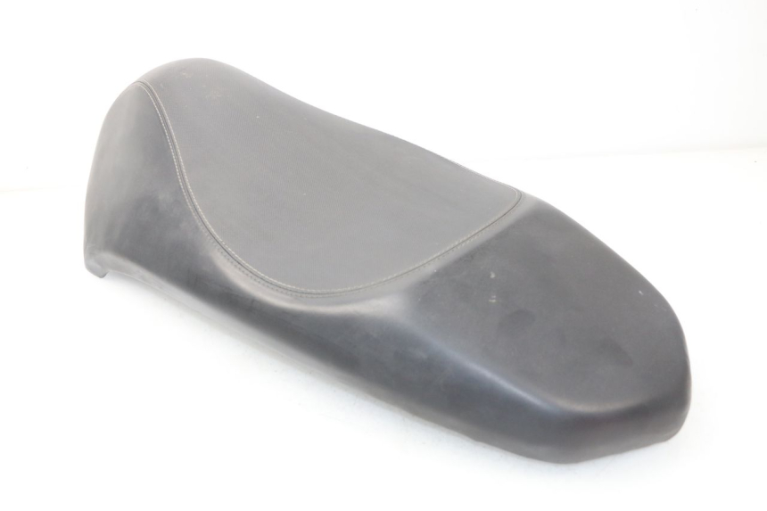 photo de SELLE PEUGEOT KISBEE 2T 50 (2010 - 2017)