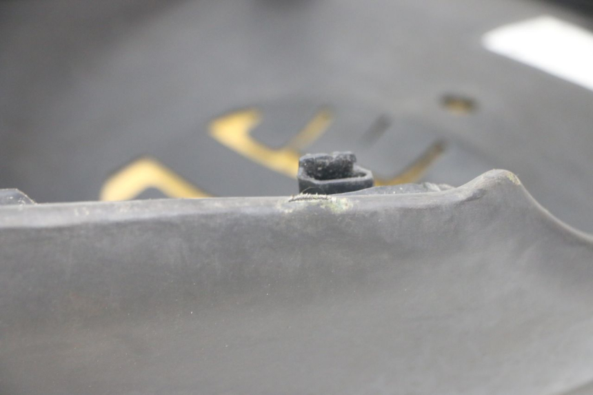 photo de SELLE PEUGEOT KISBEE 4T 50 (2018 - 2022)