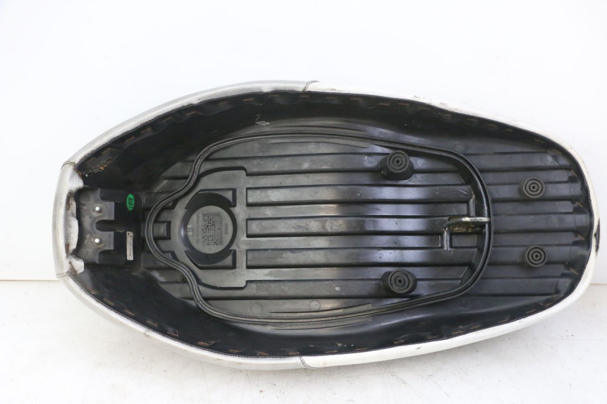 photo de SELLE MBK BOOSTER SPIRIT NAKED 50 (2004 - 2017)