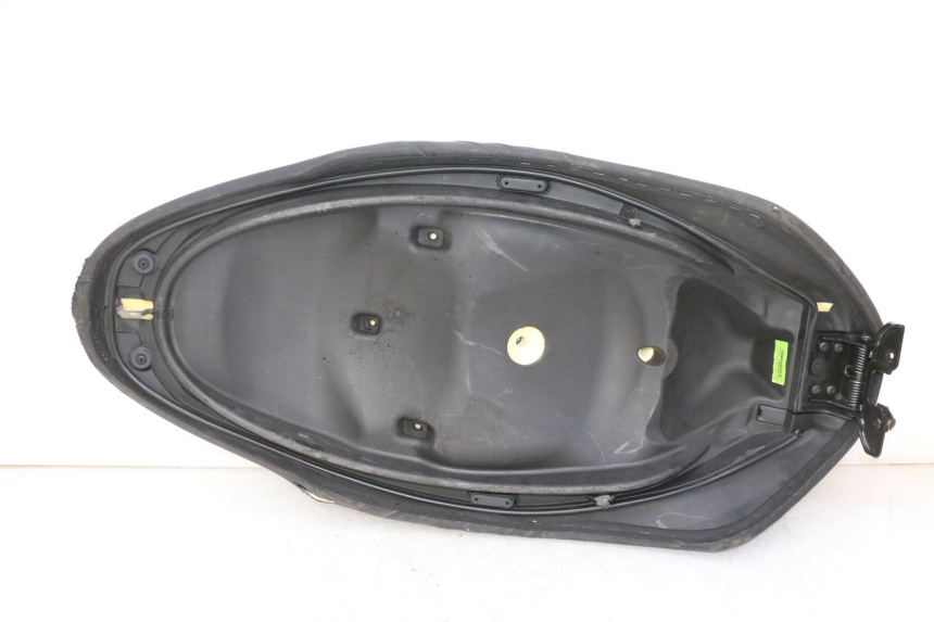 photo de SELLE PIAGGIO MP3 HPE 310 (2024 - 2025)