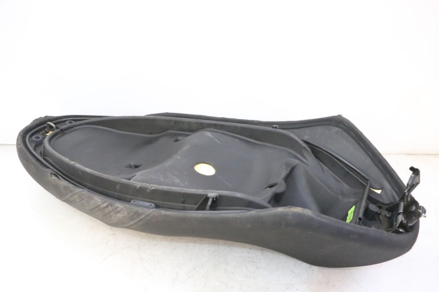 photo de SELLE PIAGGIO MP3 HPE 310 (2024 - 2025)
